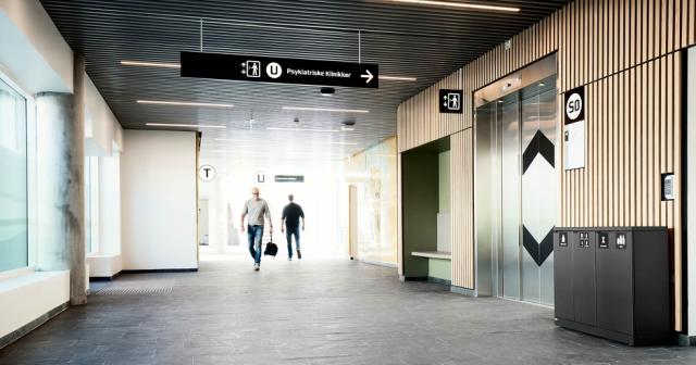 Bica Model 950 Affaldssortering 2x65 + 2x45 liter Med hylder Antracit